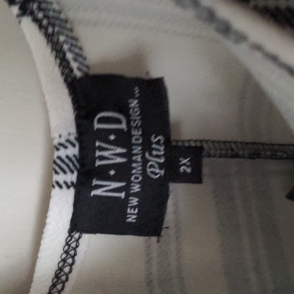 Plaid White Black Dress NWT Plus Size 2X - Picture 2 of 12